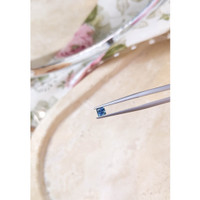 0.42 Ct. Greenish Blue Sapphire from Ceylon (Sri Lanka) Life Style