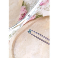 0.46 Ct. Bluish Green Sapphire from Montana Life Style