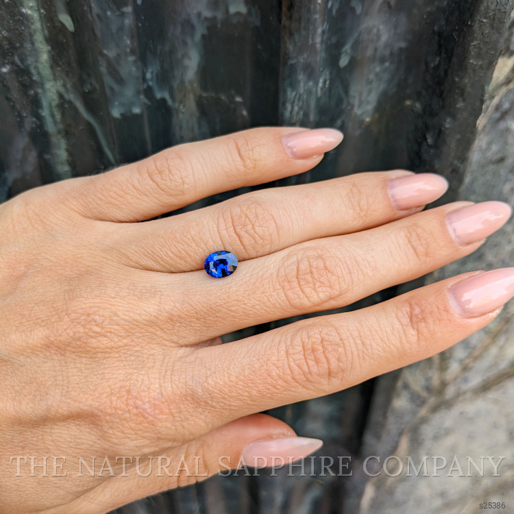 1.28 Ct. Blue Sapphire from Ceylon (Sri Lanka)