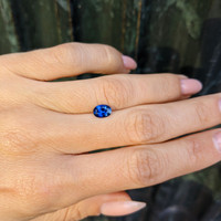 0.94 Ct. Blue Sapphire from Ceylon (Sri Lanka) Life Style