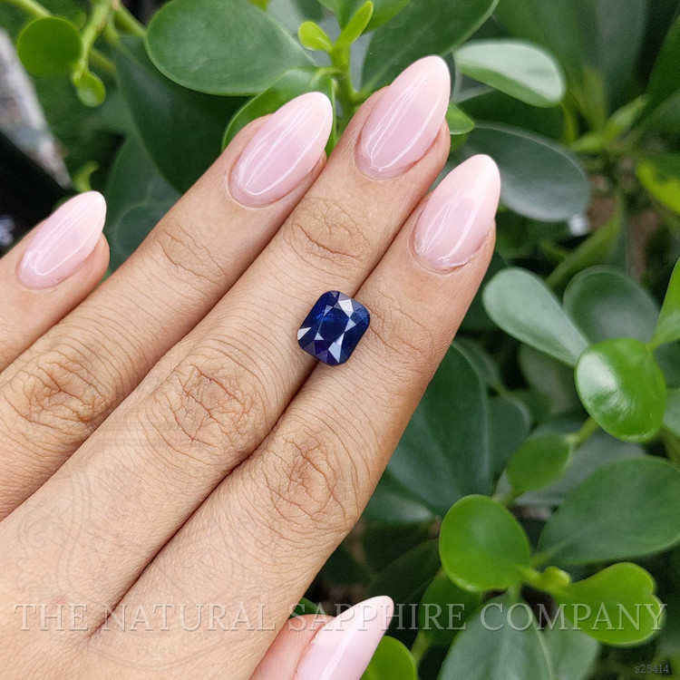 5.52 Ct. Blue Sapphire from Ceylon (Sri Lanka)