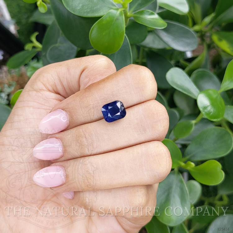 5.52 Ct. Blue Sapphire from Ceylon (Sri Lanka)