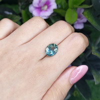 5.16 Ct. Bluish Green Sapphire from Tanzania Life Style