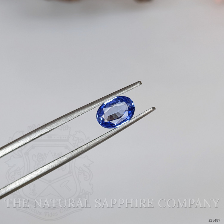 1.03 Ct. Blue Sapphire from Ceylon (Sri Lanka)