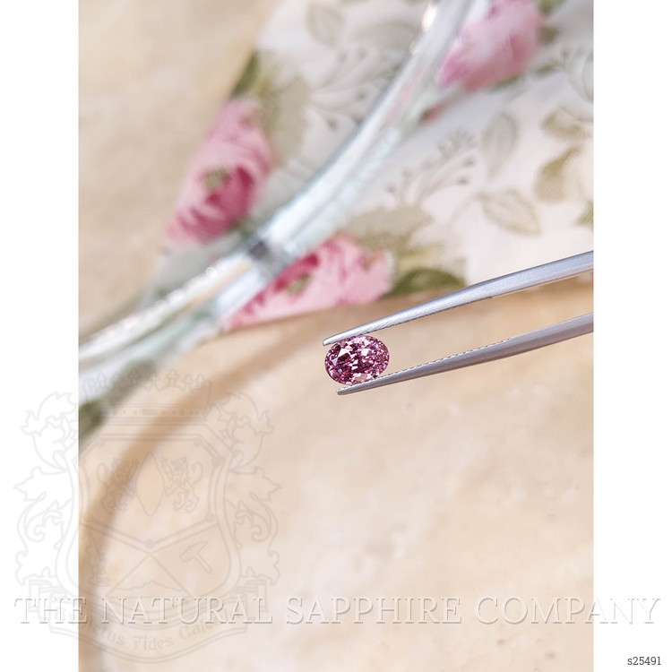 1.68 Ct. Pink Sapphire from Ceylon (Sri Lanka)