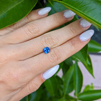 0.93 Ct. Blue Sapphire from Ceylon (Sri Lanka) Life Style