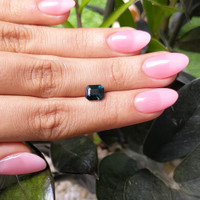 2.17 Ct. Sapphire from Madagascar Life Style