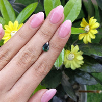 1.51 Ct. Green Sapphire from Tanzania Life Style