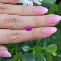 1.02 Ct. Pinkish Purple Sapphire from Mozambique Life Style
