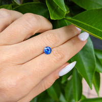 1.13 Ct. Blue Sapphire from Ceylon (Sri Lanka) Life Style
