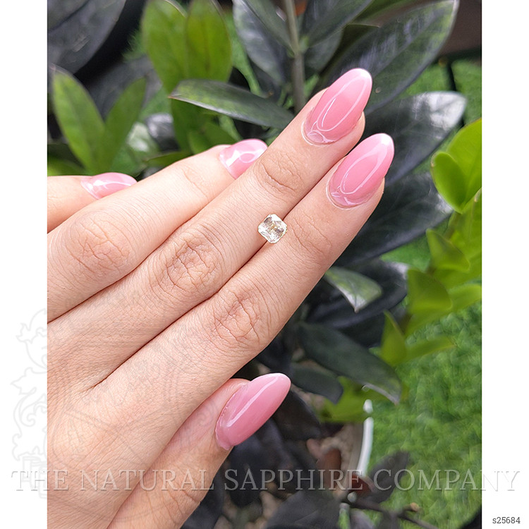 1.07 Ct. Peach Sapphire from Ceylon (Sri Lanka)