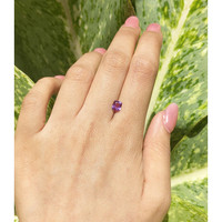 1.02 Ct. Purple Sapphire from Madagascar Life Style