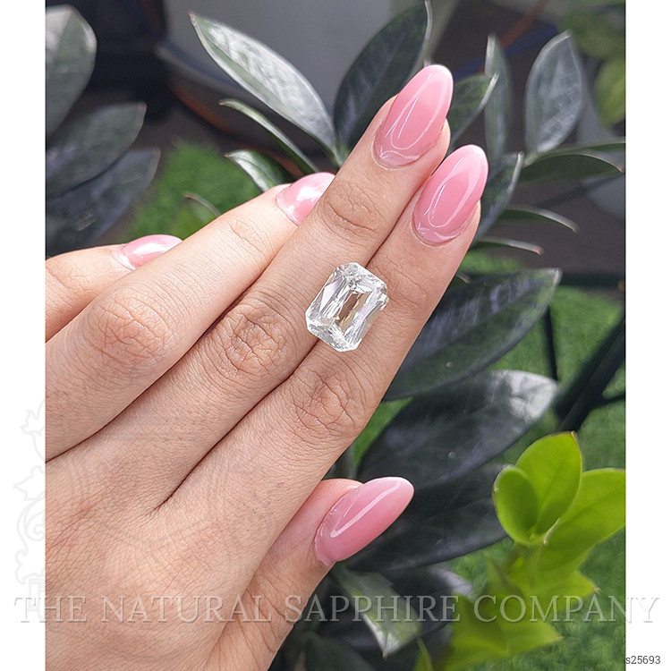 12.12 Ct. White Sapphire from Ceylon (Sri Lanka)