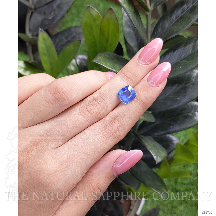 5.13 Ct. Blue Sapphire from Ceylon (Sri Lanka)