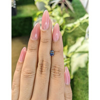 0.80 Ct. Bi Color Sapphire from Ceylon (Sri Lanka) Life Style