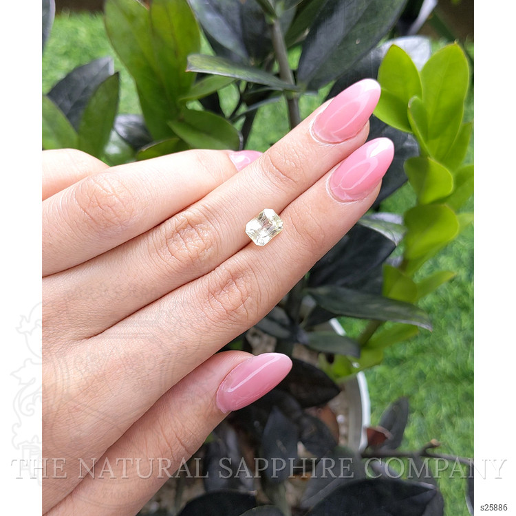 2.87 Ct. Yellow Sapphire from Ceylon (Sri Lanka)