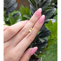 1.53 Ct. Yellow Sapphire from Ceylon (Sri Lanka) Life Style