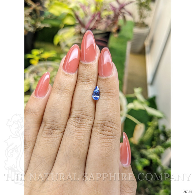 1.01 Ct. Blue Sapphire from Ceylon (Sri Lanka)