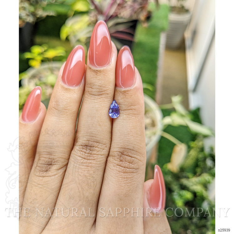 0.94 Ct. Bluish Purple Sapphire from Ceylon (Sri Lanka)