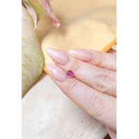 0.94 Ct. Pink Sapphire from Ceylon (Sri Lanka) Life Style