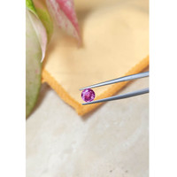 1.38 Ct. Pink Sapphire from Ceylon (Sri Lanka) Life Style
