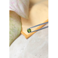 1.09 Ct. Green Sapphire from Ceylon (Sri Lanka) Life Style