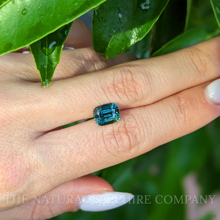 3.10 Ct. Bluish Green Sapphire from Ceylon (Sri Lanka)