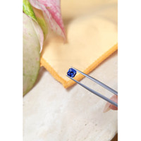 1.22 Ct. Blue Sapphire from Ceylon (Sri Lanka) Life Style