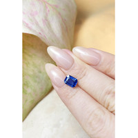 1.47 Ct. Blue Sapphire from Ceylon (Sri Lanka) Life Style