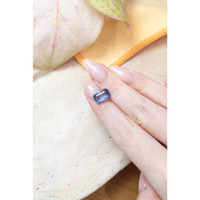 4.34 Ct. Blue Sapphire from Ceylon (Sri Lanka) Life Style