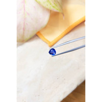 1.39 Ct. Blue Sapphire from Ceylon (Sri Lanka) Life Style