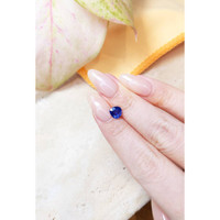 1.39 Ct. Blue Sapphire from Ceylon (Sri Lanka) Life Style