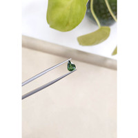 1.08 Ct. Green Sapphire from Australia Life Style