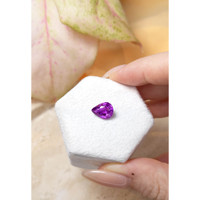 3.22 Ct. Purple Sapphire from Ceylon (Sri Lanka) Life Style