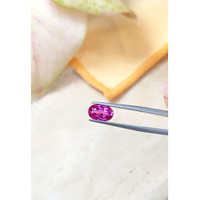 3.00 Ct. Pink Sapphire from Ceylon (Sri Lanka) Life Style