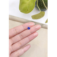 0.90 Ct. Blue Sapphire from Ceylon (Sri Lanka) Life Style