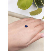1.07 Ct. Blue Sapphire from Ceylon (Sri Lanka) Life Style