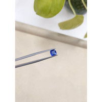 0.93 Ct. Blue Sapphire from Ceylon (Sri Lanka) Life Style