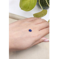 1.07 Ct. Blue Sapphire from Ceylon (Sri Lanka) Life Style