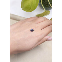1.05 Ct. Blue Sapphire from Ceylon (Sri Lanka) Life Style