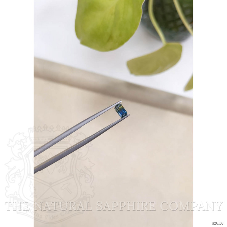 0.51 Ct. Bi Color Sapphire from Ceylon (Sri Lanka)