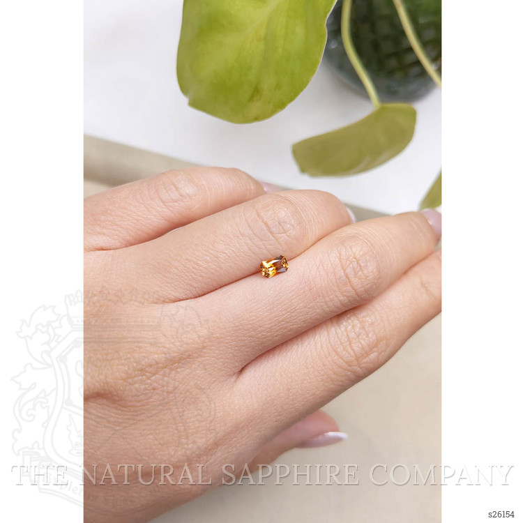 0.46 Ct. Bi Color Sapphire from Ceylon (Sri Lanka)