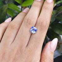 3.00 Ct. Blue Sapphire from Ceylon (Sri Lanka) Life Style