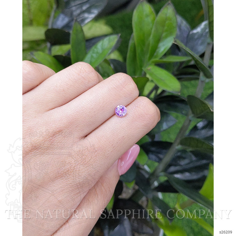 1.06 Ct. Pink Sapphire from Ceylon (Sri Lanka)