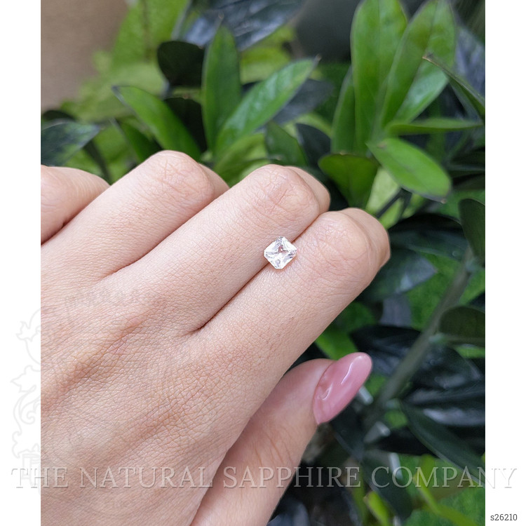 1.07 Ct. Peach Sapphire from Ceylon (Sri Lanka)