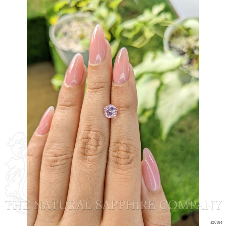 1.35 Ct. Pink Sapphire from Ceylon (Sri Lanka)