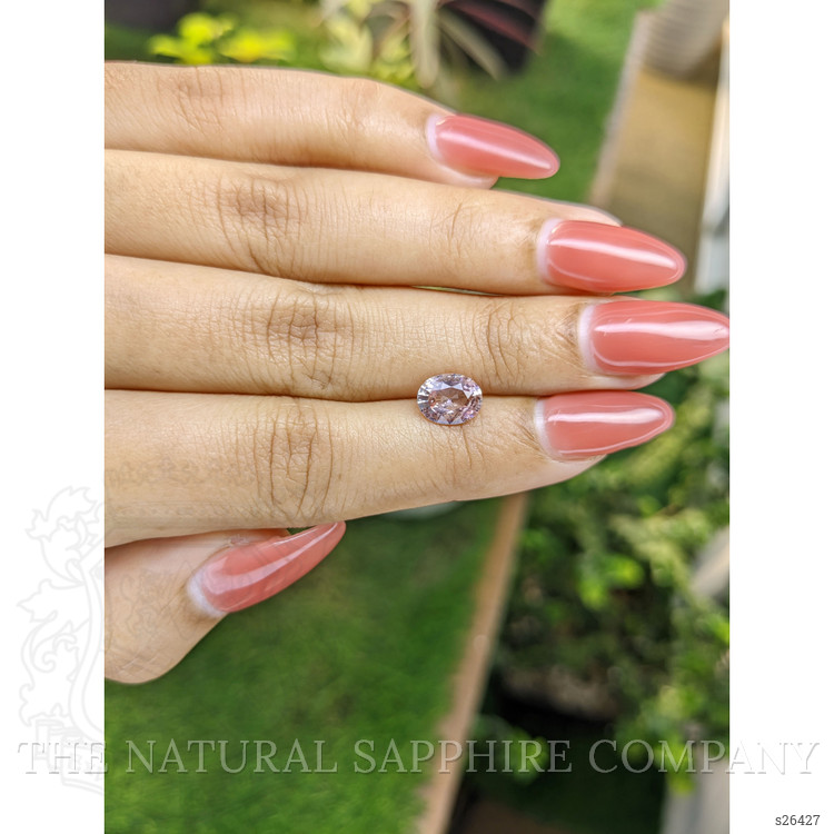 1.57 Ct. Pink Sapphire from Ceylon (Sri Lanka)