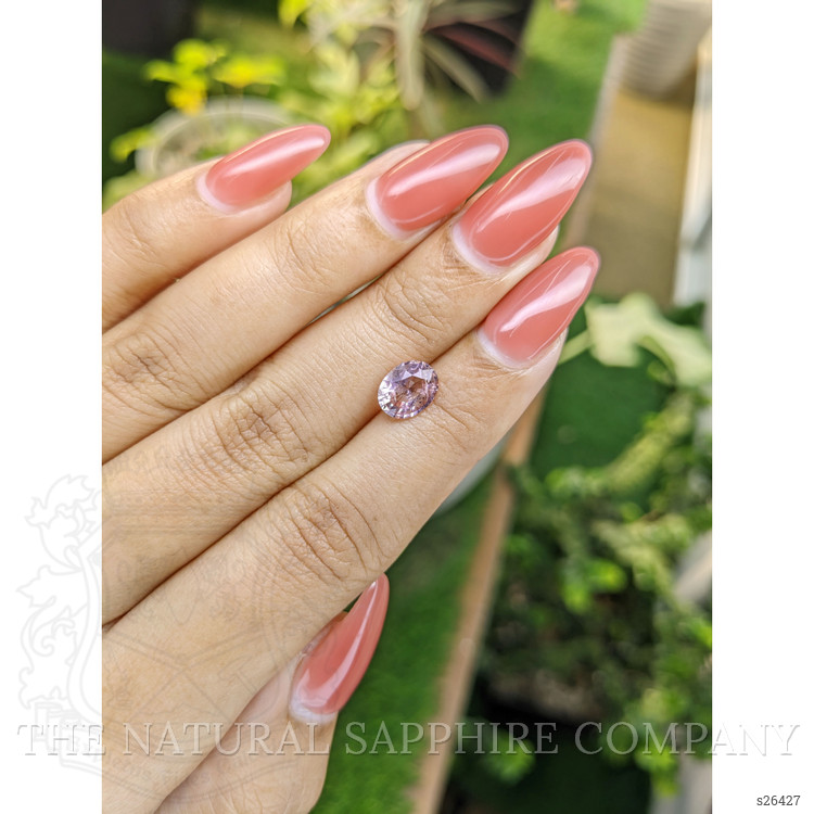 1.57 Ct. Pink Sapphire from Ceylon (Sri Lanka)
