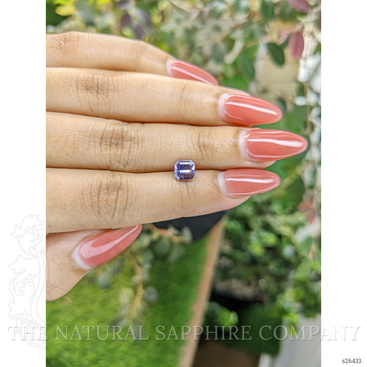 1.33 Ct. Bi Color Sapphire from Ceylon (Sri Lanka)