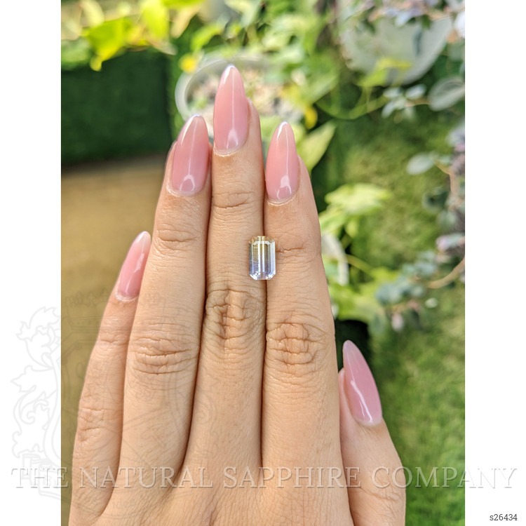 2.21 Ct. Bi Color Sapphire from Ceylon (Sri Lanka)